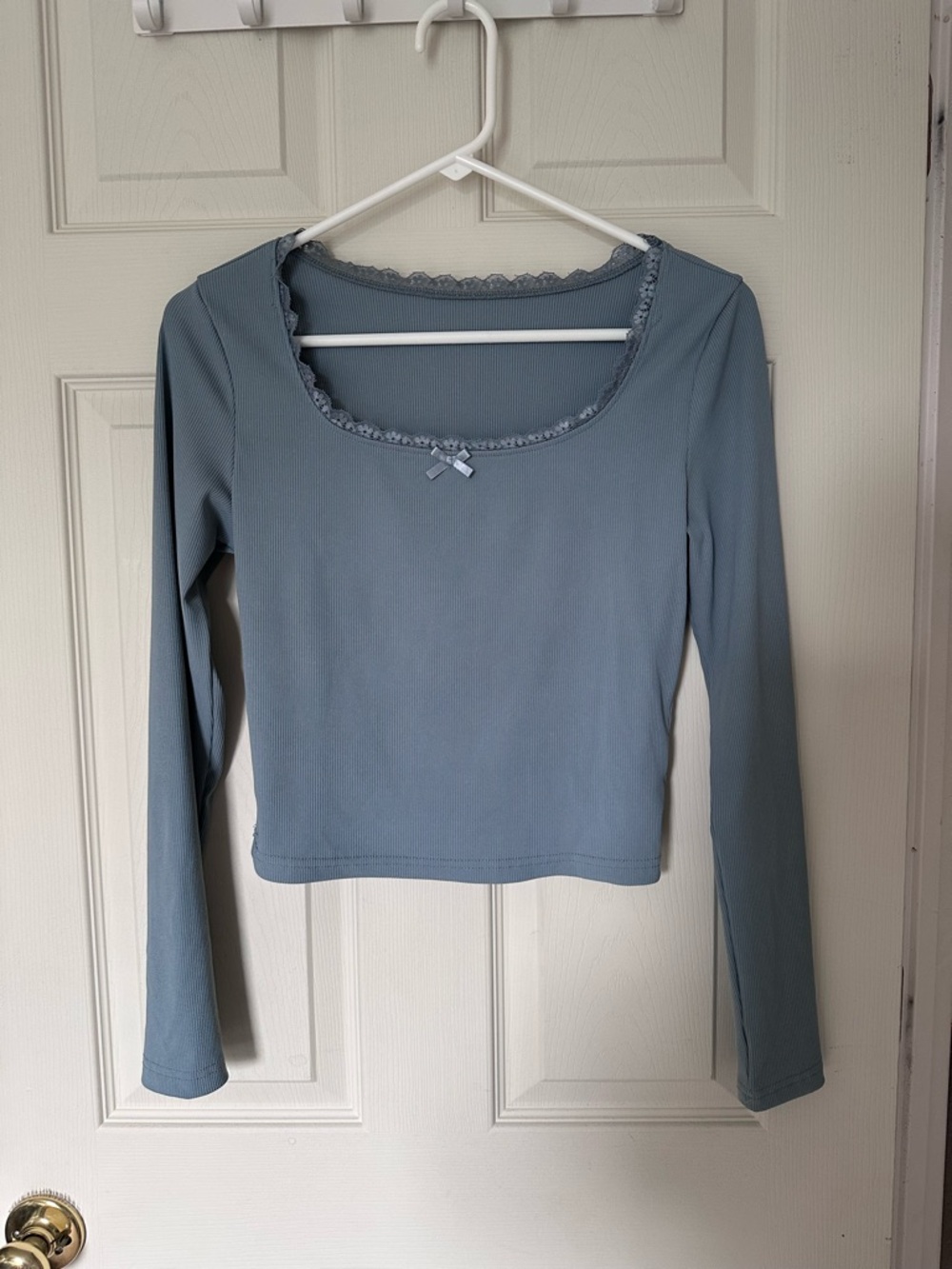Long Sleeve Lace-Trim Scoop Neck Top in Dusty Blue